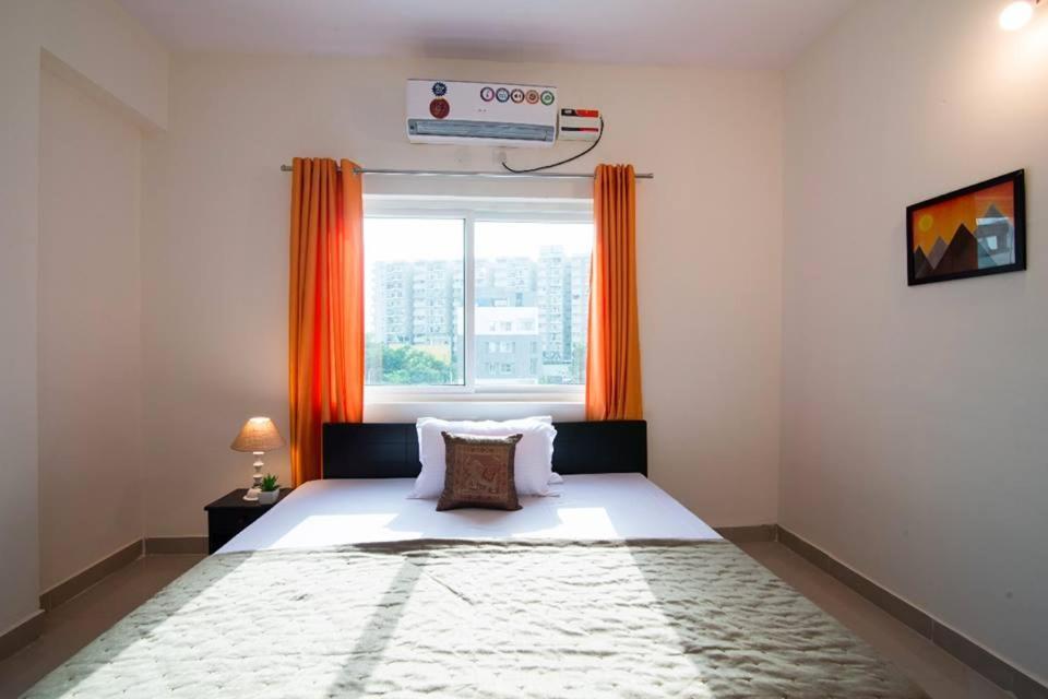 Buzz Quarter Hotel Hyderabad Eksteriør billede